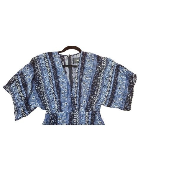 Reformation Wrap Dress floral print Size 4 - Picture 4 of 15